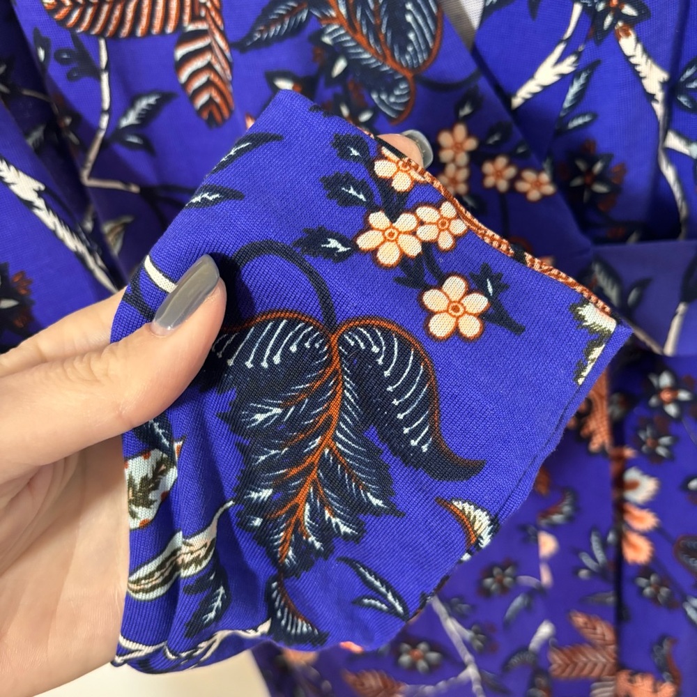 DIANE von FURSTENBERG DVF Blue Purple Floral Print Julian Silk Wrap Dress Sz 4 - Picture 5 of 14